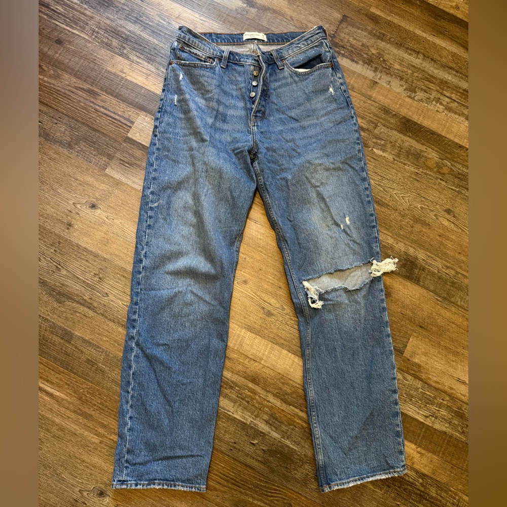 Abercrombie & Fitch The Dad High Rise Jeans - size 29 / 8 Long